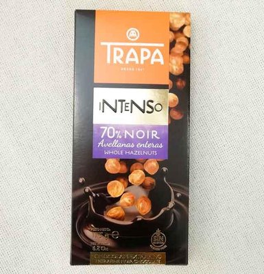 Trapa Intenso 70% Noir Whole Hazelnuts Екстра чорний шоколад з цілим фундуком 175 г Іспанія 23206 фото